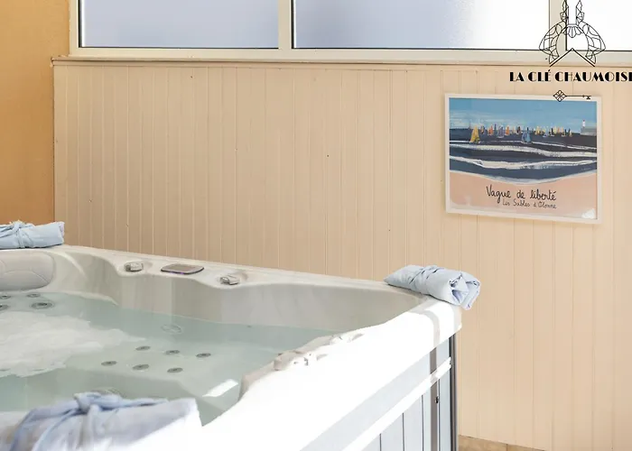 Villa Ls - Agreable Avec Piscine Et Jacuzzi